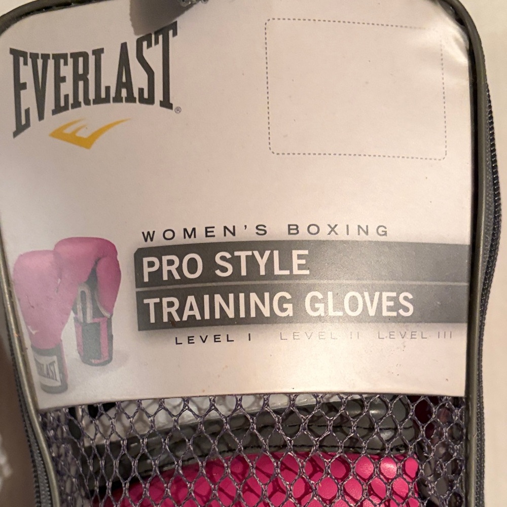 Everlast Women's Boxing Gloves - Bold Pink - Picture 2 of 3